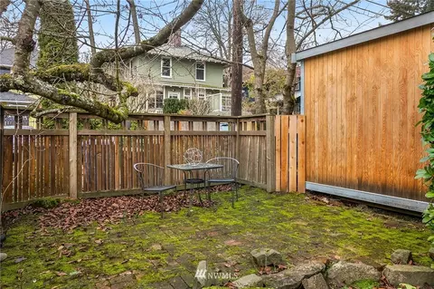 417 17th Ave E, Seattle, WA 98112 photo 27