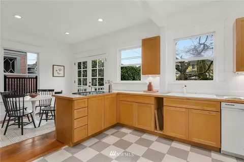 417 17th Ave E, Seattle, WA 98112 photo 10
