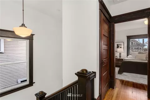 417 17th Ave E, Seattle, WA 98112 photo 21