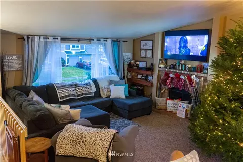 4401 212th Street Ct E, Spanaway, WA 98387 photo 3