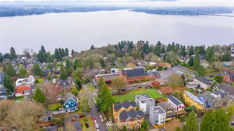 3405 E Spring St, Seattle, WA 98122 photo 39