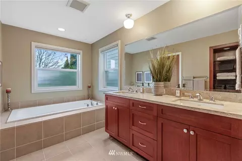 3405 E Spring St, Seattle, WA 98122 photo 19