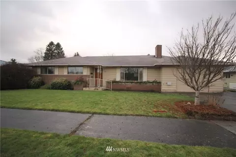 1241 Florence St, Enumclaw, WA 98022 photo 1