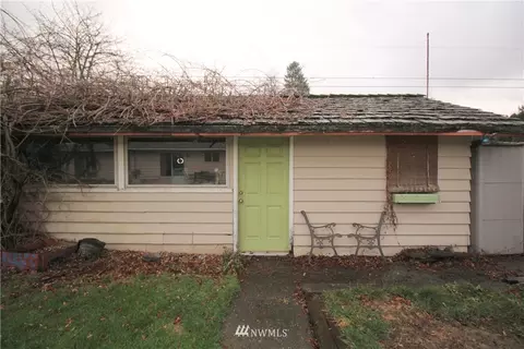 1241 Florence St, Enumclaw, WA 98022 photo 18