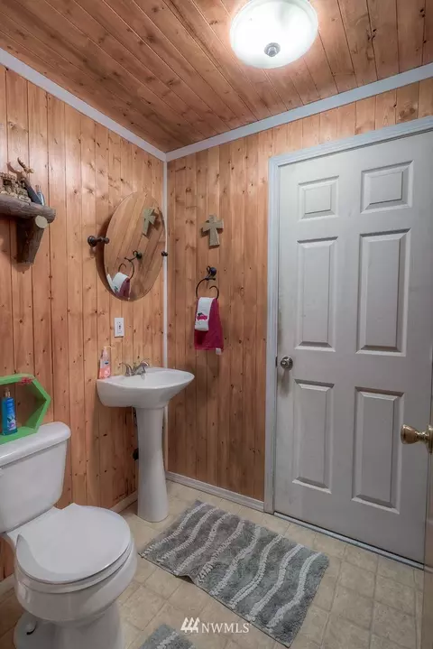 1851 Mckinley St, Enumclaw, WA 98022 photo 7