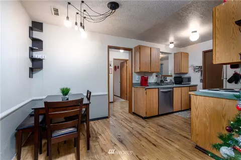 22616 20th Ave SE, Bothell, WA 98021 photo 4