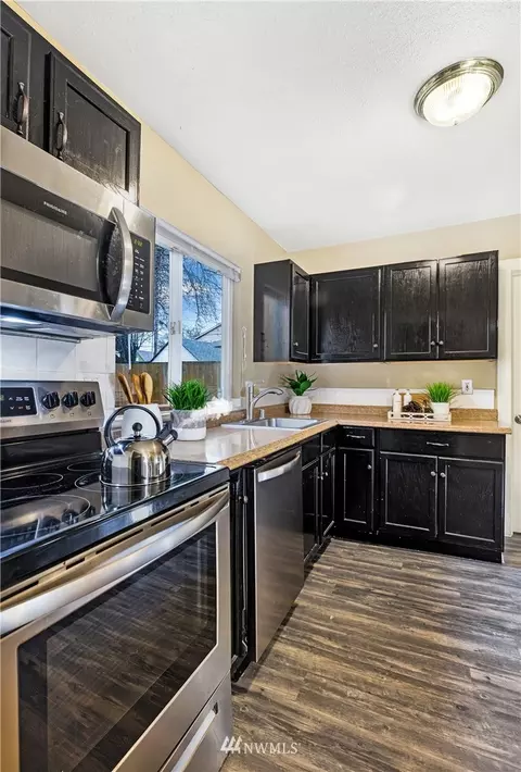 2718 Walnut St, Everett, WA 98201 photo 14