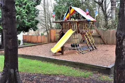 18910 Bothell-everett Hwy #D-3, Bothell, WA 98012 photo 17