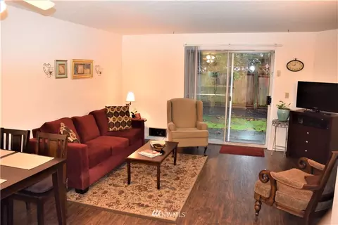 18910 Bothell-everett Hwy #D-3, Bothell, WA 98012 photo 3