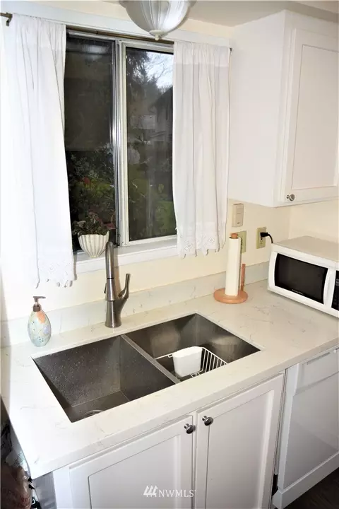 18910 Bothell-everett Hwy #D-3, Bothell, WA 98012 photo 8