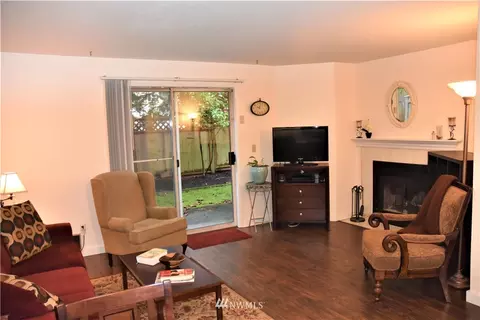 18910 Bothell-everett Hwy #D-3, Bothell, WA 98012 photo 4