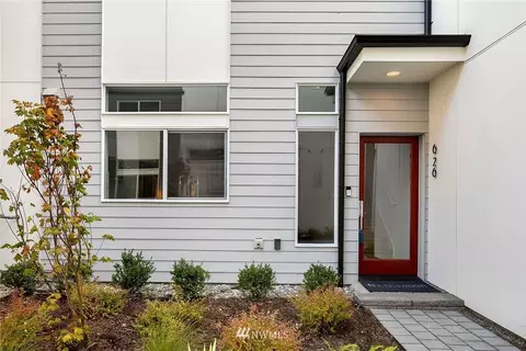 628 10th Ave E, Seattle, WA 98102 photo 4