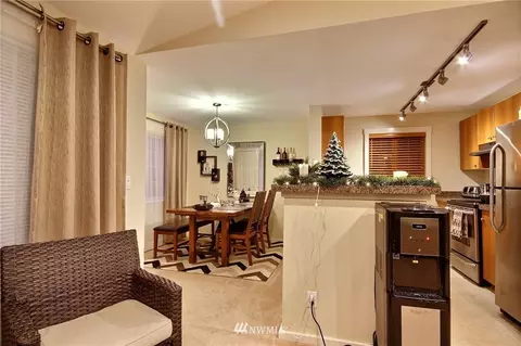 12404 E Gibson Rd #E 204, Everett, WA 98204 photo 5