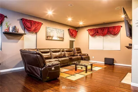1210 100th Ct, Everett, WA 98208 photo 4