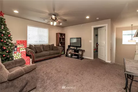 219 Fielding St NE, Orting, WA 98360 photo 20