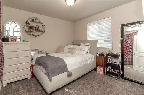 219 Fielding St NE, Orting, WA 98360 photo 32