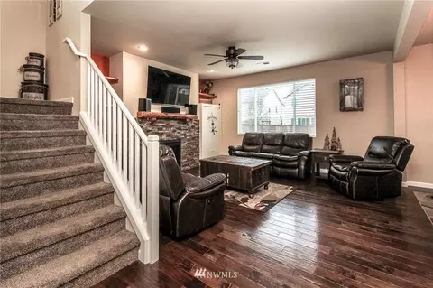 219 Fielding St NE, Orting, WA 98360 photo 8