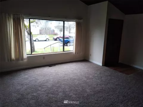 1815 Hoyt Ave, Everett, WA 98201 photo 4