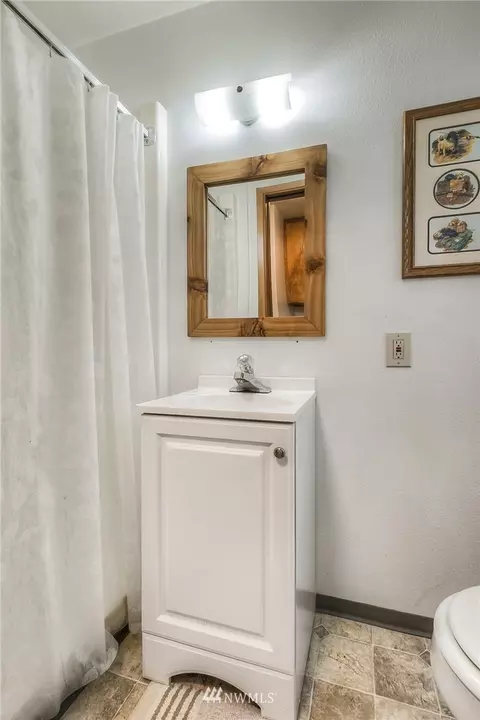 208 Tacoma Ave NW, Orting, WA 98360 photo 17