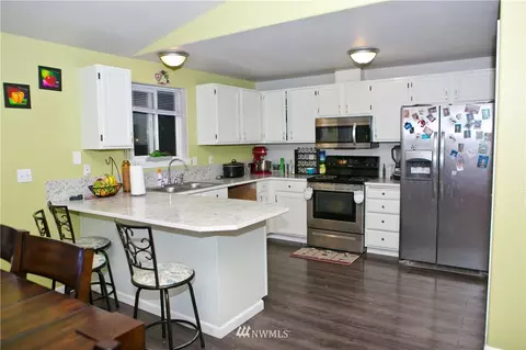 580 E Othello St, Othello, WA 99344 photo 5