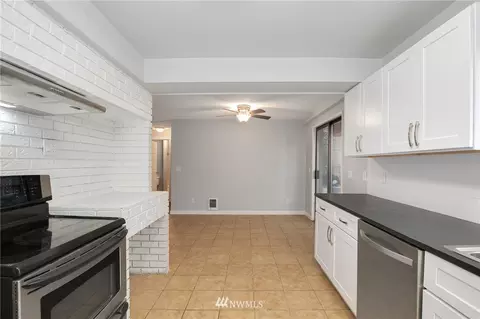 15906 Elm St E, Sumner, WA 98390 photo 8