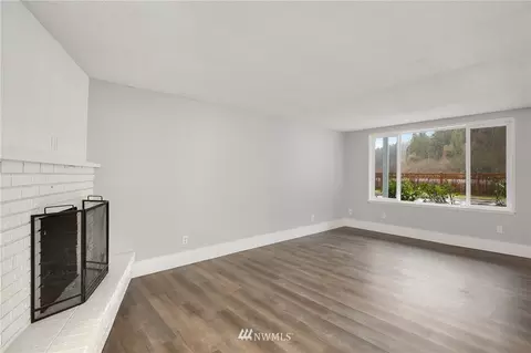 15906 Elm St E, Sumner, WA 98390 photo 4