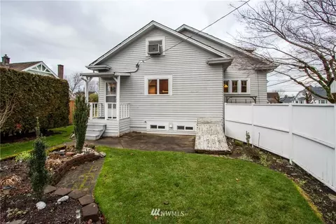 2044 Montgomery Ave, Enumclaw, WA 98022 photo 11