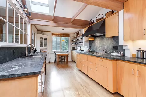 205 40th Ave E, Seattle, WA 98112 photo 11
