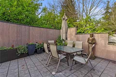 205 40th Ave E, Seattle, WA 98112 photo 4