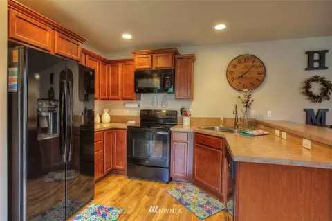 20034 19th Ave E, Spanaway, WA 98387 photo 8
