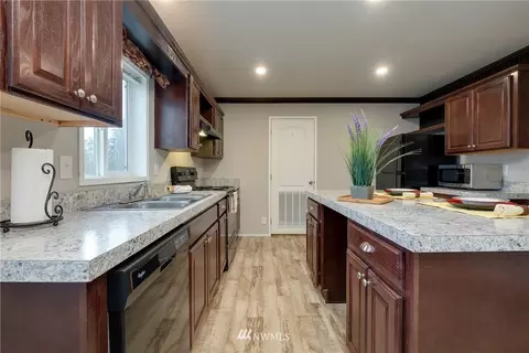 91 Ely Pl, Allyn, WA 98524 photo 11