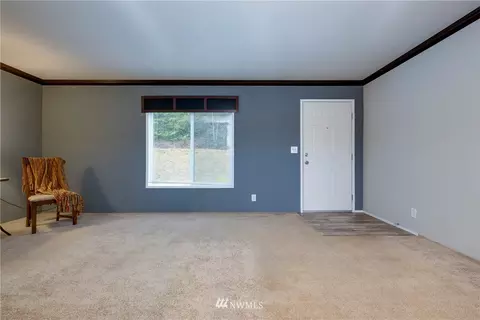 91 Ely Pl, Allyn, WA 98524 photo 2