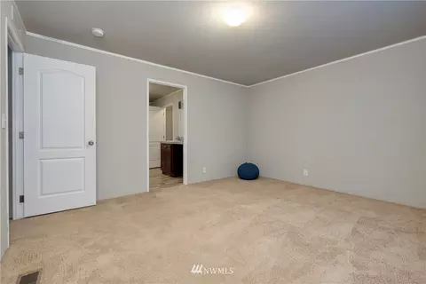91 Ely Pl, Allyn, WA 98524 photo 13