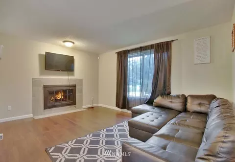 16806 5th Avenue Ct E, Spanaway, WA 98387 photo 4