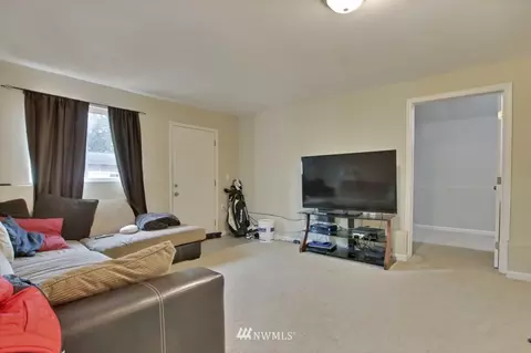 16806 5th Avenue Ct E, Spanaway, WA 98387 photo 5