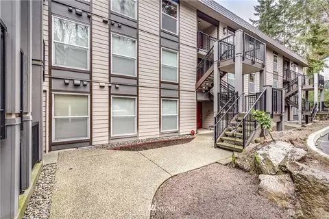 9515 NE 180th St #C-102, Bothell, WA 98011 photo 1