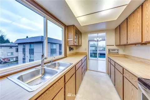 9515 NE 180th St #C-102, Bothell, WA 98011 photo 7