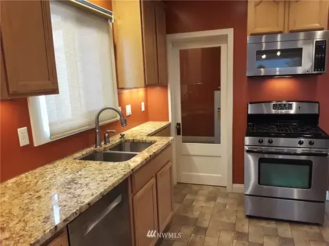 2016 Rockefeller Ave, Everett, WA 98201 photo 13