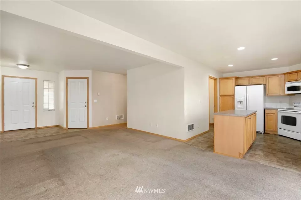  4001 Inspiration Ave E, Fife, WA 98424 photo 2