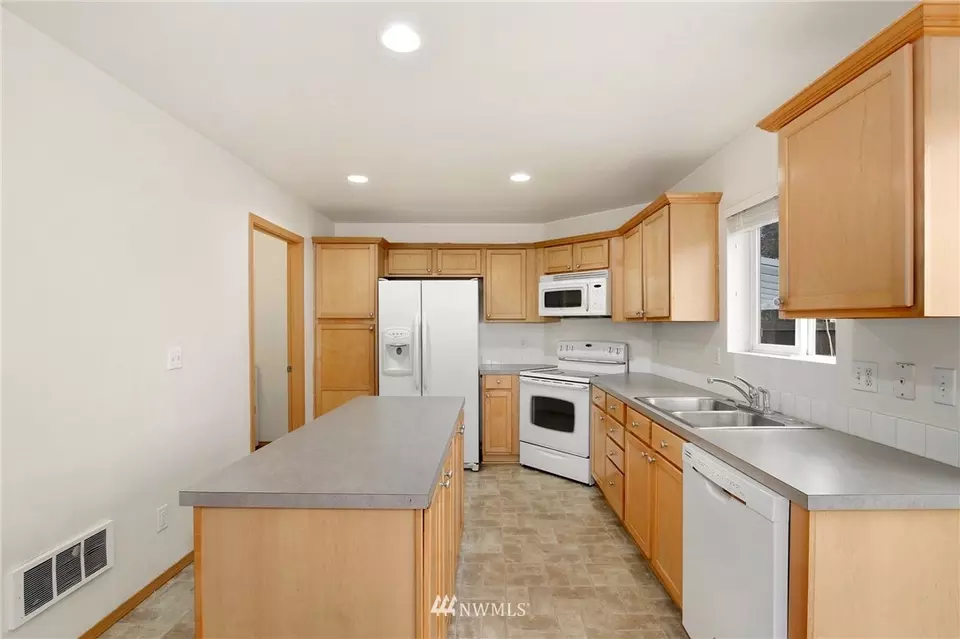  4001 Inspiration Ave E, Fife, WA 98424 photo 4