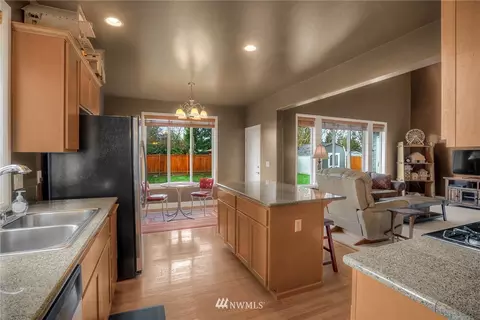 2910 145th Avenue Ct E, Sumner, WA 98390 photo 8