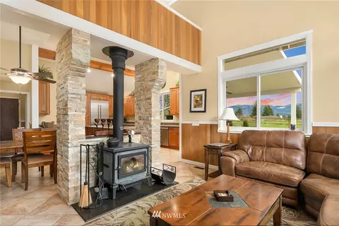 25233 SE 389th St, Enumclaw, WA 98022 photo 11