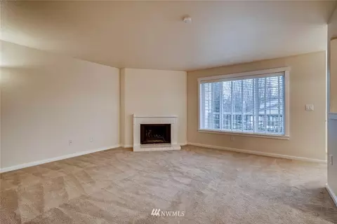 12404 E Gibson Rd #H206, Everett, WA 98204 photo 3