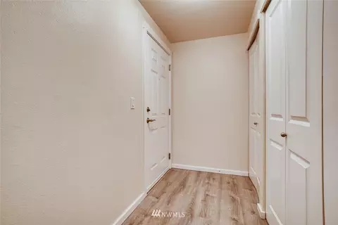 12404 E Gibson Rd #H206, Everett, WA 98204 photo 2