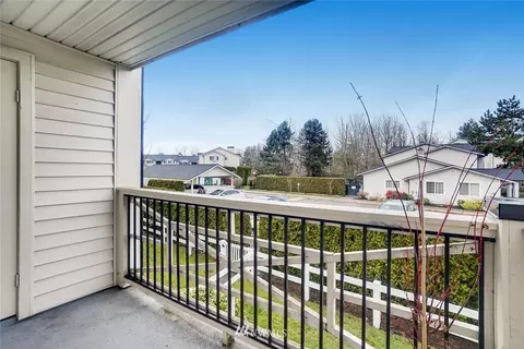 12404 E Gibson Rd #H206, Everett, WA 98204 photo 23