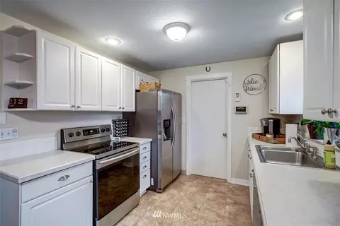 12210 Gibson Rd, Everett, WA 98204 photo 7