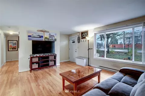 12210 Gibson Rd, Everett, WA 98204 photo 3