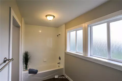 1518 Chestnut St, Everett, WA 98201 photo 10