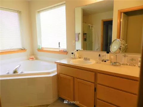 203 Cardinal St SW, Orting, WA 98360 photo 20