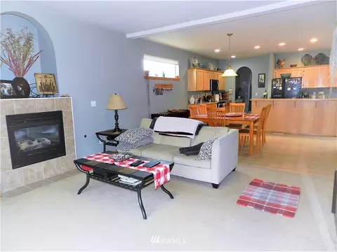 203 Cardinal St SW, Orting, WA 98360 photo 13